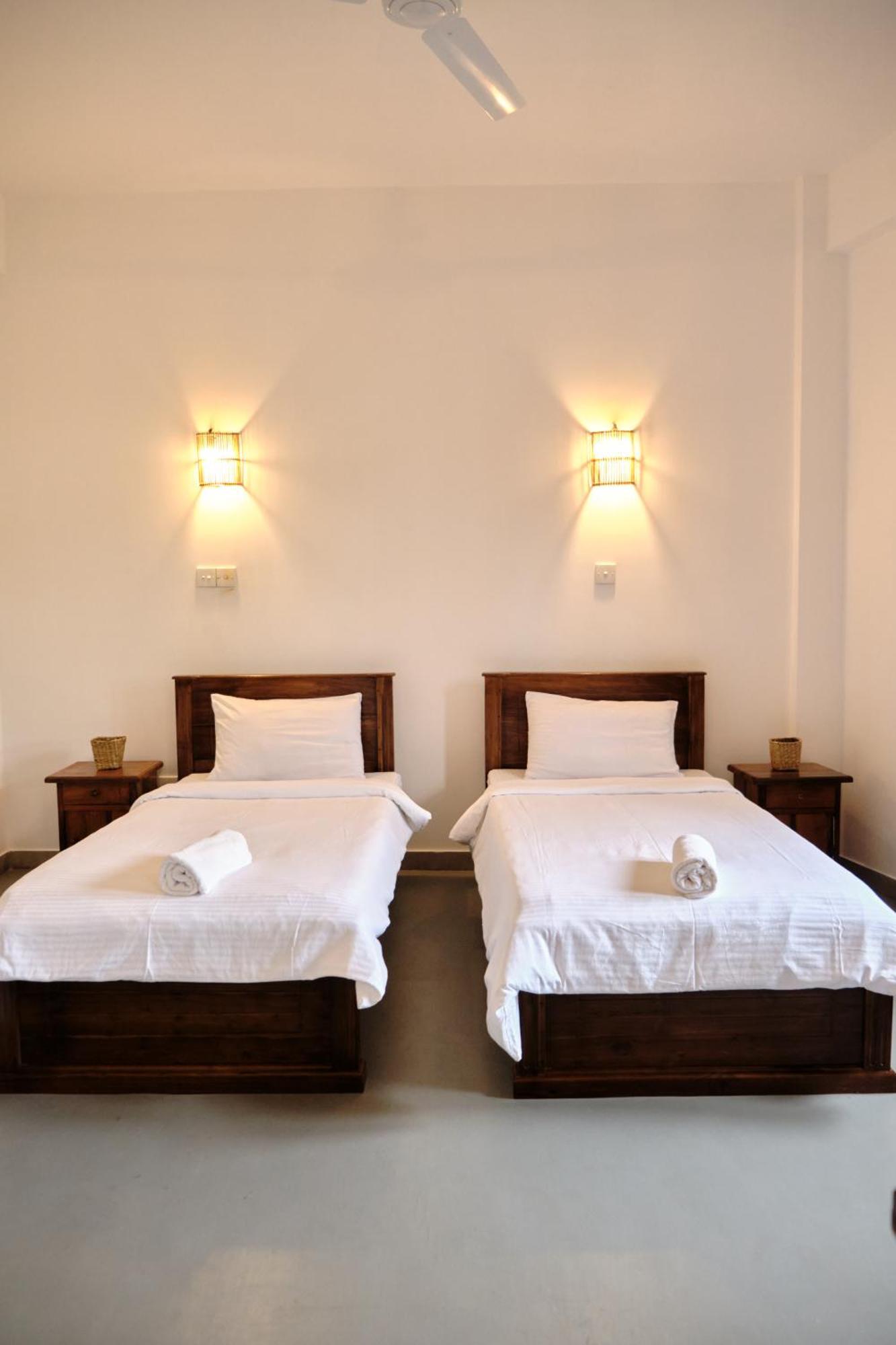 Ruma Surf Hotel Ахангама Екстериор снимка